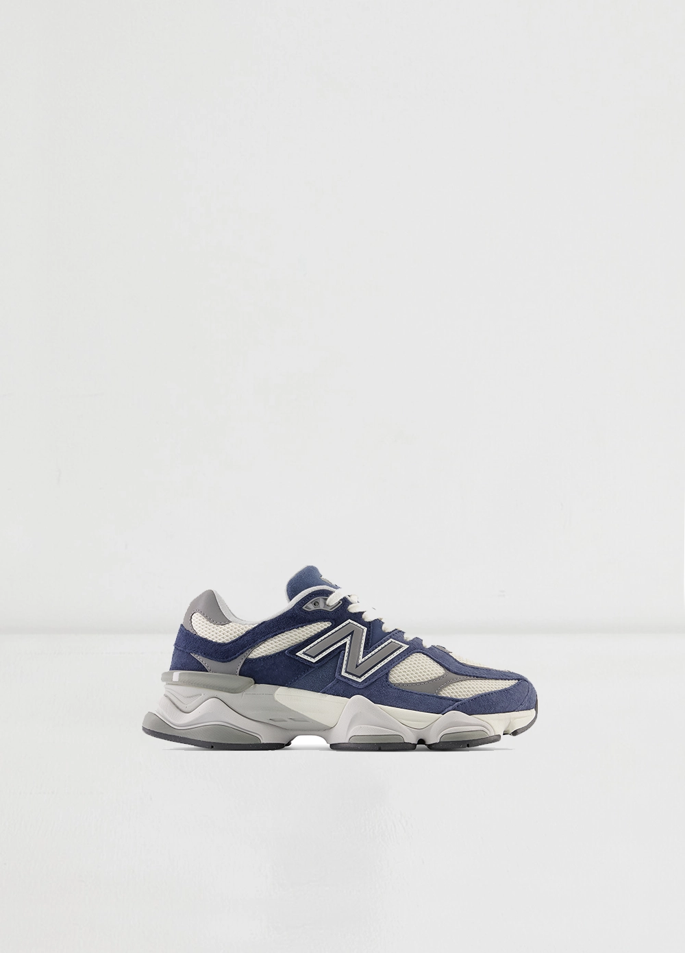 9060 Sneakers