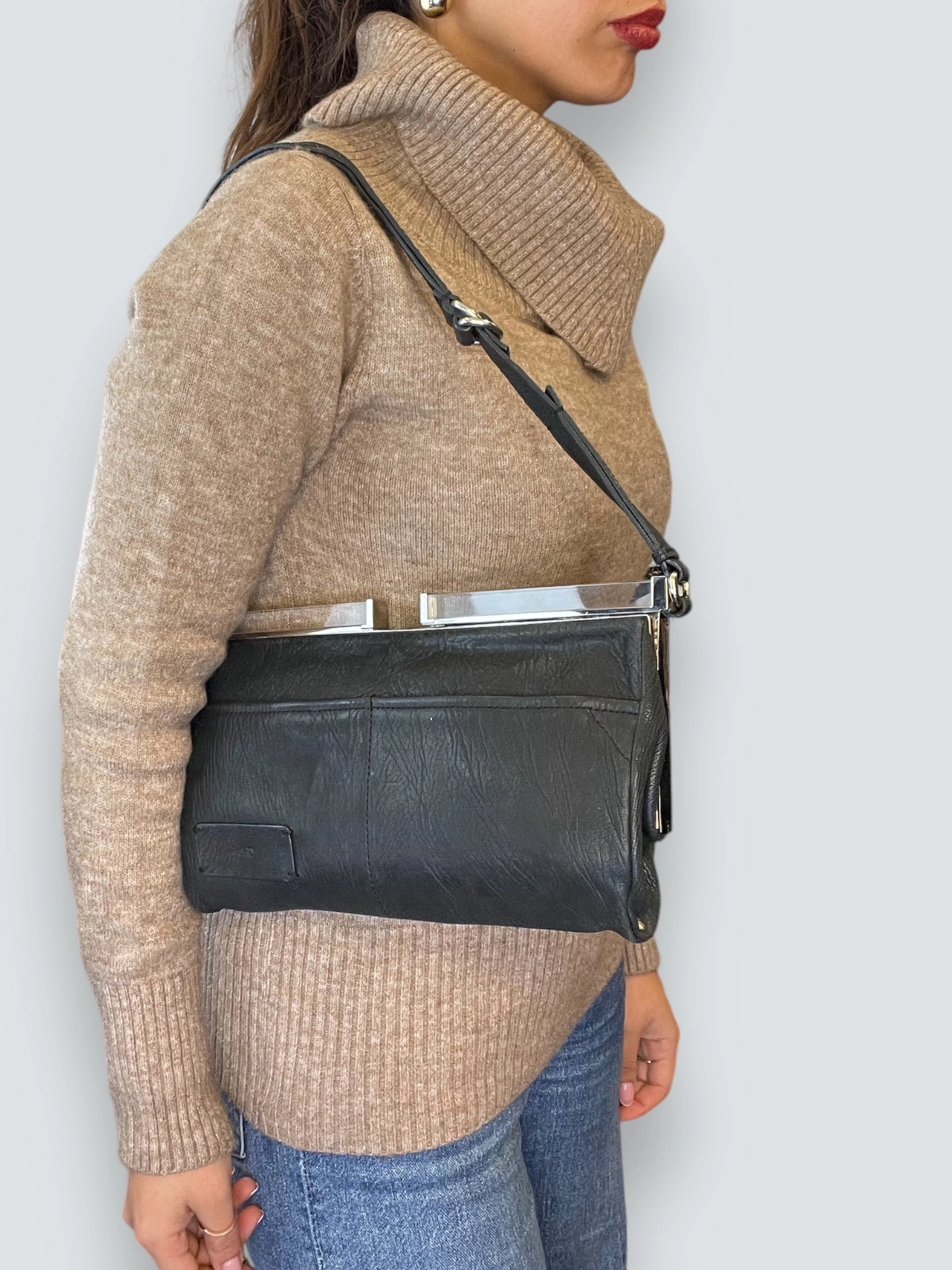 Chloe Vintage Black Leather Shoulder Bag
