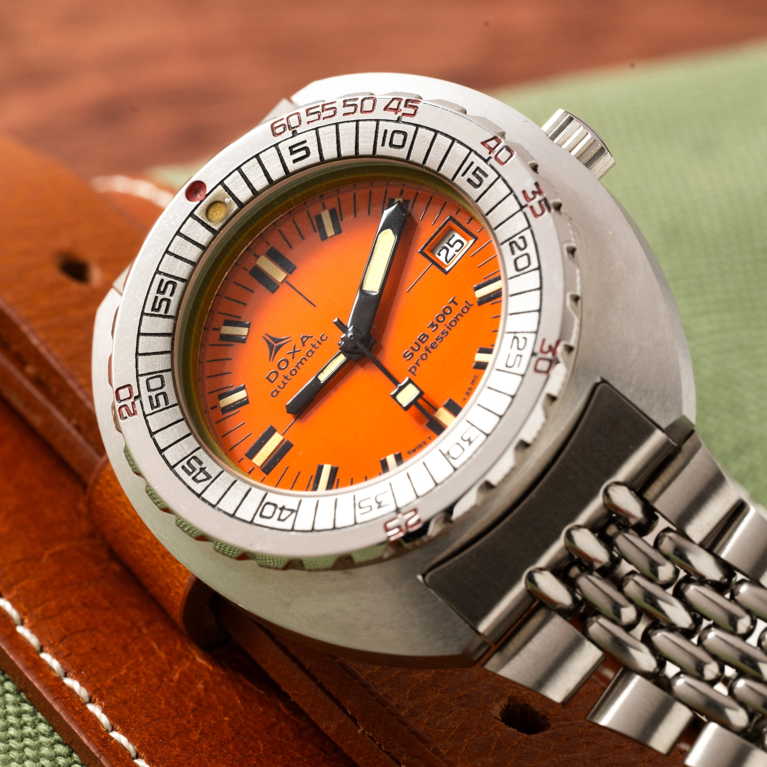 DOXA Sub 300T 'New Old Stock'