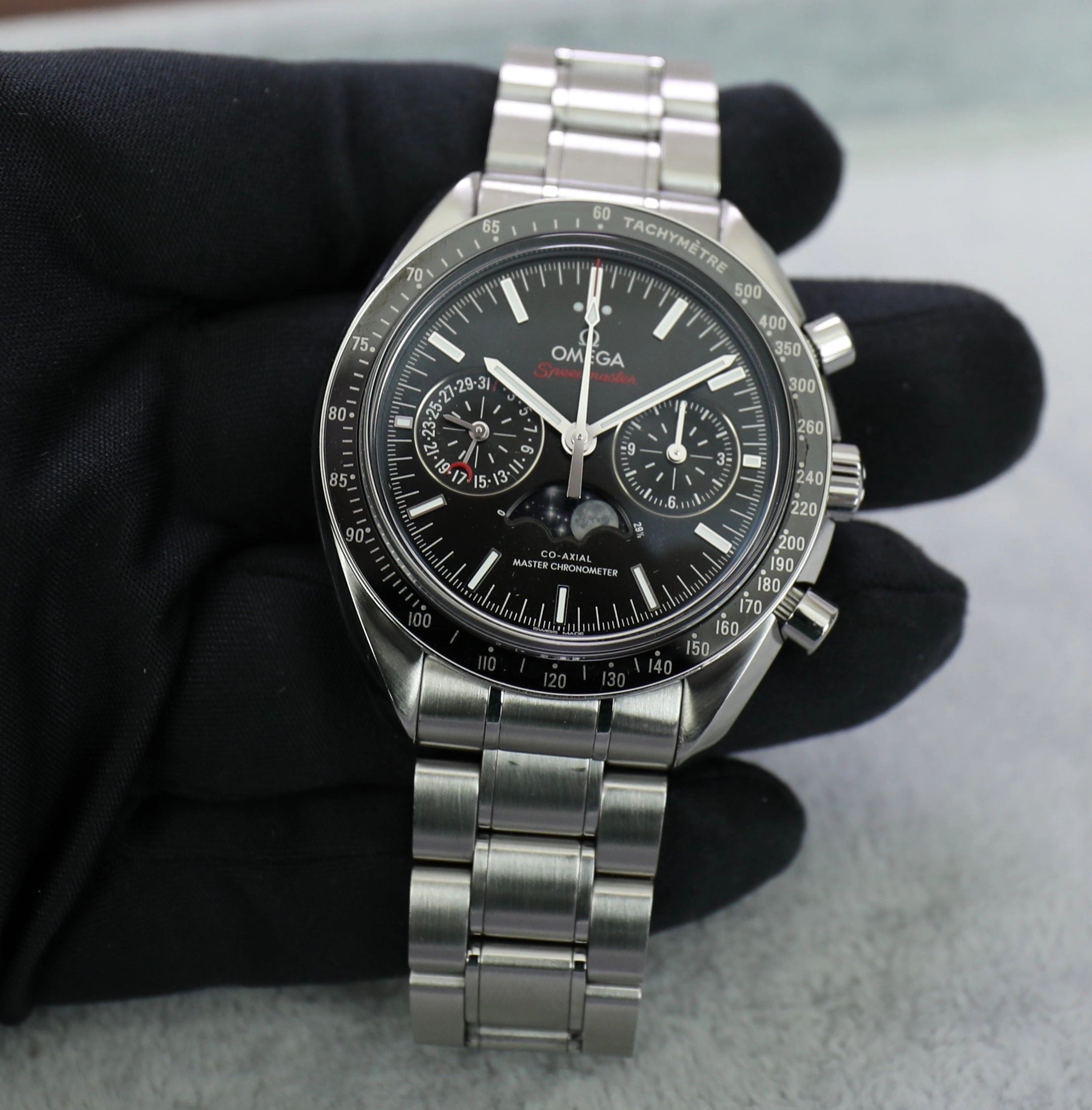 Omega Speedmaster Moonwatch Moonphase Co-Axial Chronograph 44.25mm