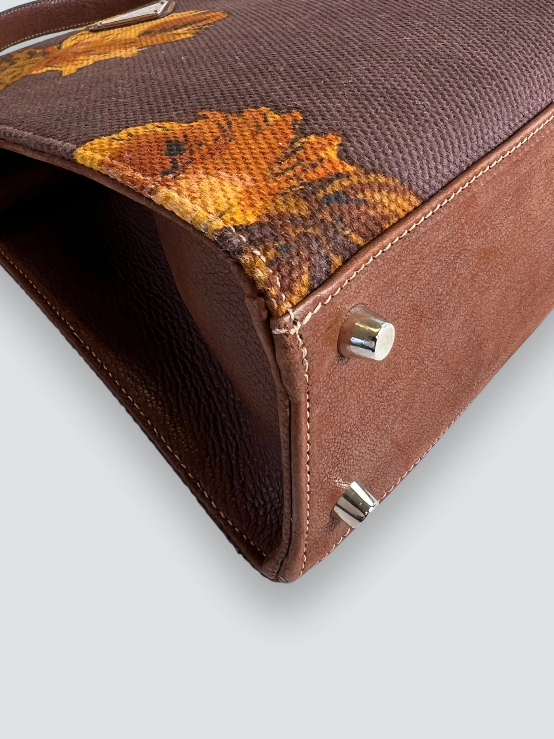 Prada Vintage Brown Embroidered Canvas Mandras Cerniera Handbag