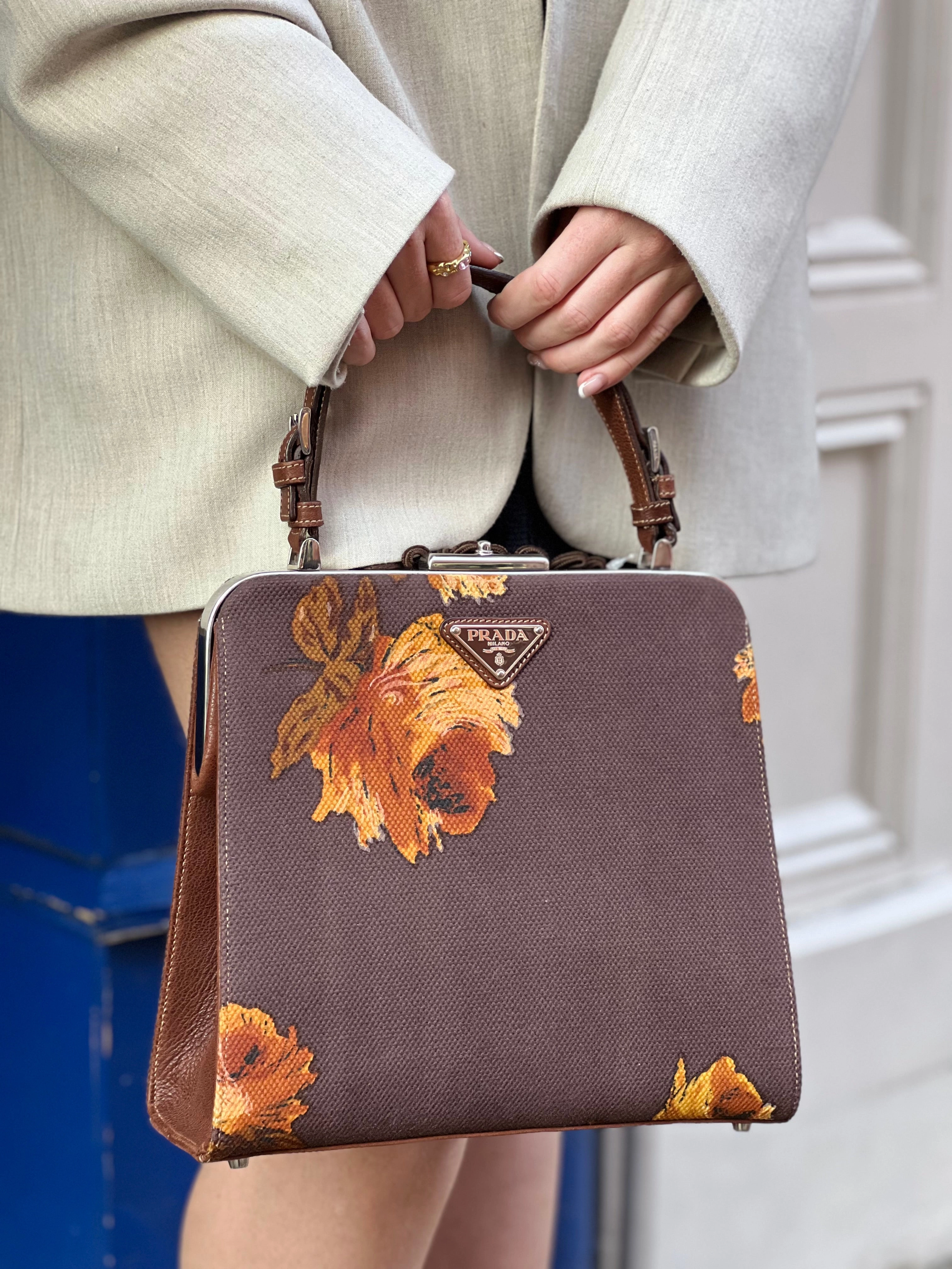 Prada Vintage Brown Embroidered Canvas Mandras Cerniera Handbag