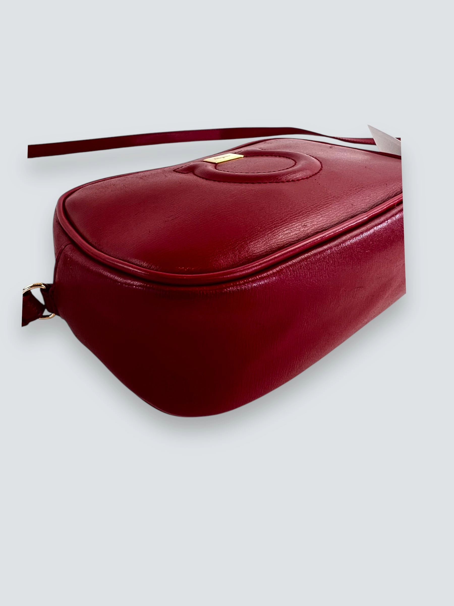 Salvatore Ferragamo Red Leather Shoulder Bag