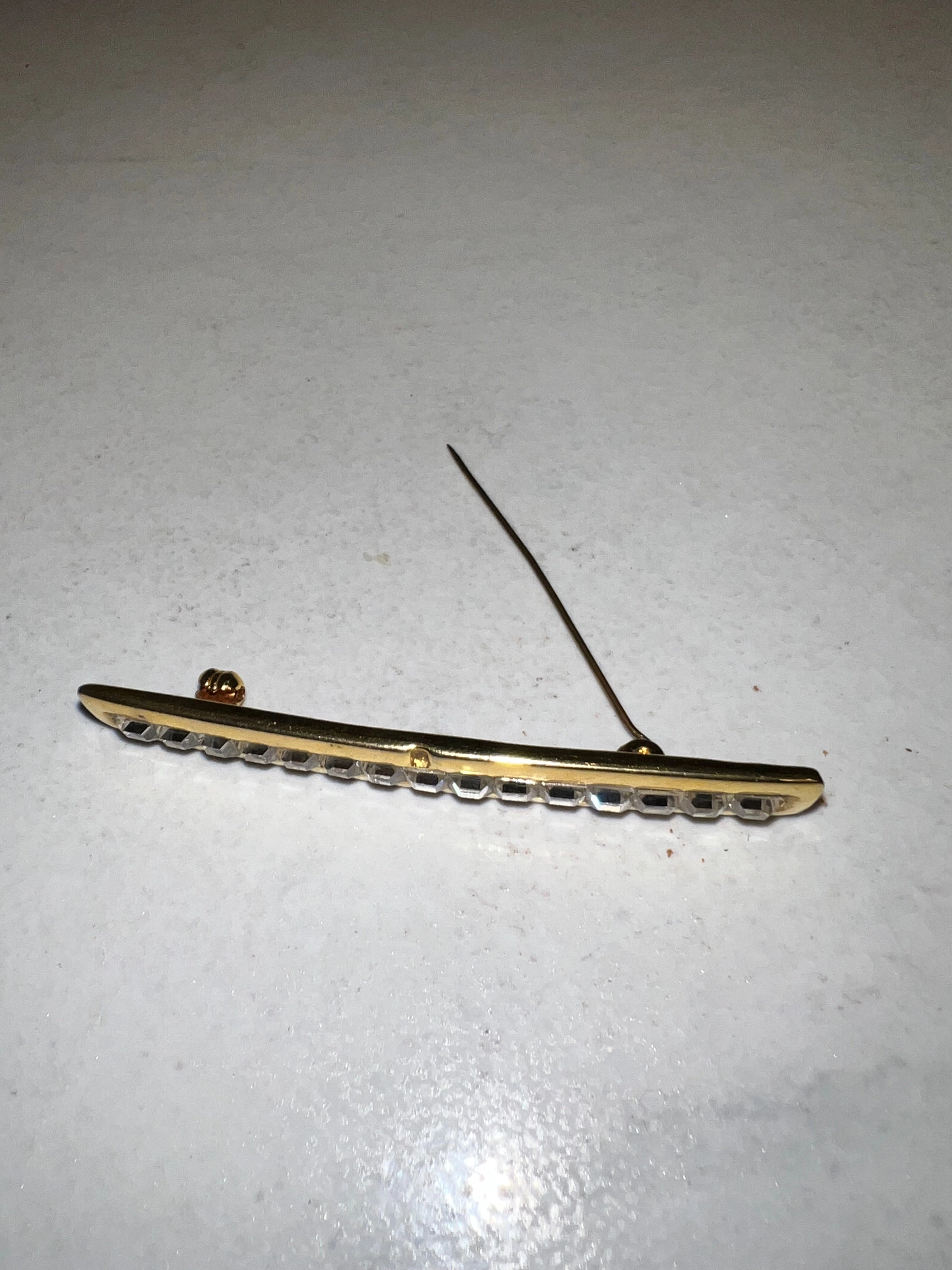 Vintage Goldtone Brooch